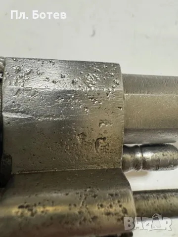 Стар и изключително рядък револвер Гасер, снимка 10 - Антикварни и старинни предмети - 48031490