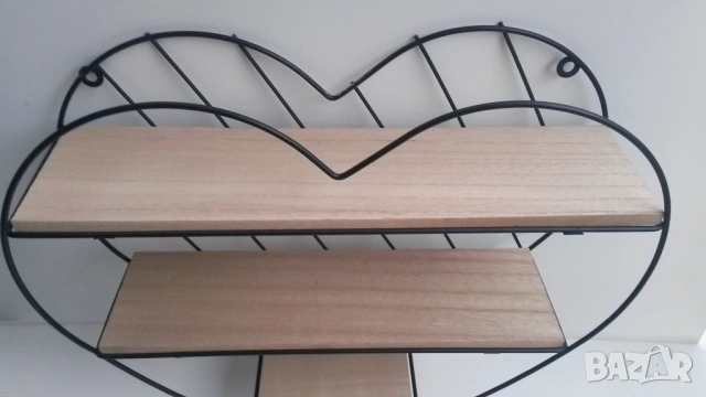 Етажерка/рафт с формата на сърце, снимка 3 - Декорация за дома - 53529564
