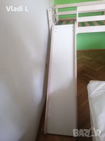 Детско високо легло с пързалка и скрин, снимка 4 - Спални и легла - 55803650