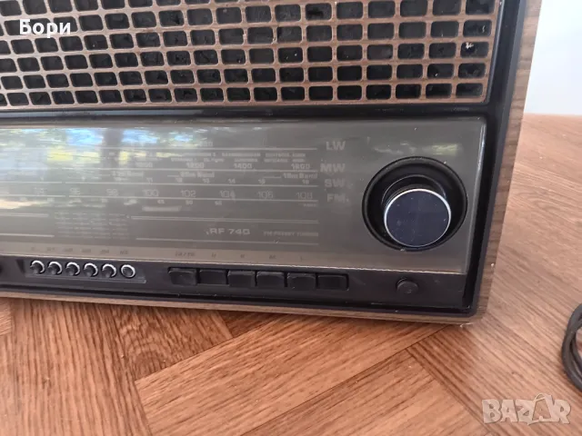 GRUNDIG RF 740 Радио, снимка 9 - Радиокасетофони, транзистори - 47599840