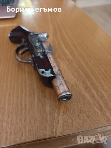 Запалка-пистолет, снимка 4 - Антикварни и старинни предмети - 53784350