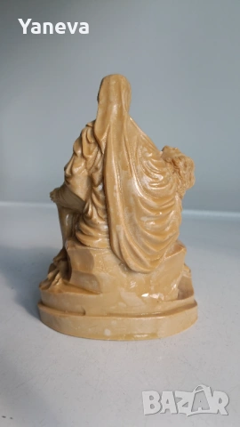 Статуетка „Пиета“ на Микеланджело, изобразяваща Дева Мария, държаща тялото на Исус Христос , снимка 4 - Статуетки - 53727551