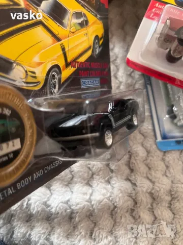 Johnny Lighting-нова, снимка 4 - Колекции - 49658476