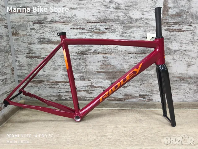 НОВА алуминиева шосейна рамка Ridley Fenix SLA Disc с дефект на боята 