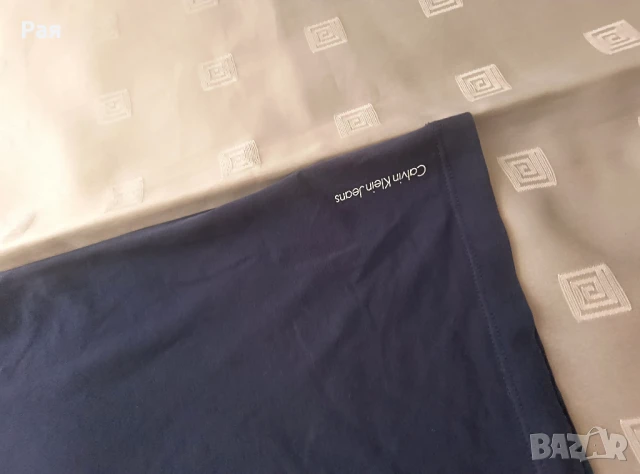 Дамска тениска Calvin Klein, снимка 2 - Тениски - 51206476