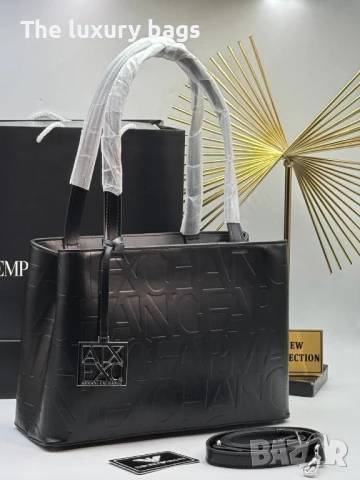 Стилна дамска чанта 