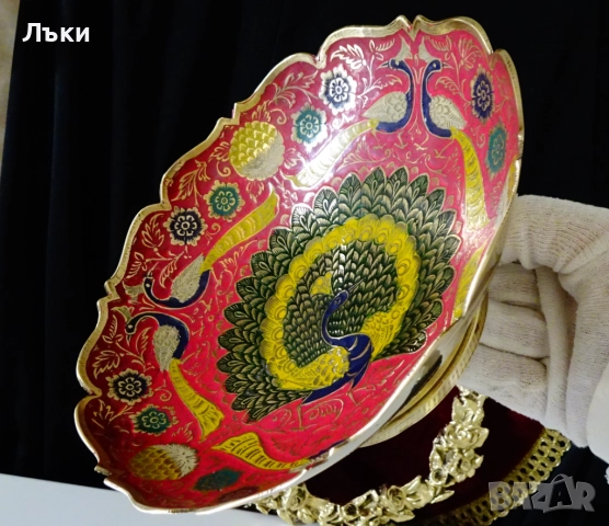 Повдигната бронзова фруктиера,паун,цветен клетъчен емайл. , снимка 9 - Антикварни и старинни предмети - 52417388