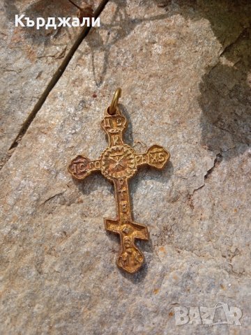 Медальони Брошки Кръстове Накити - Разгледайте!, снимка 4 - Антикварни и старинни предмети - 29327920