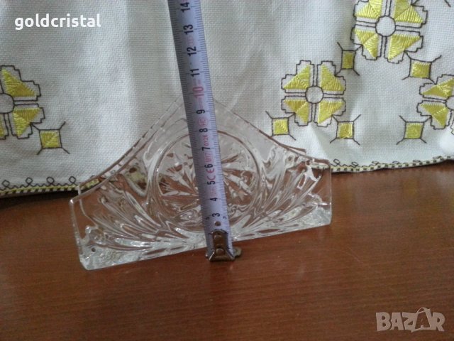 Кристален салфетник , снимка 3 - Антикварни и старинни предмети - 42136571