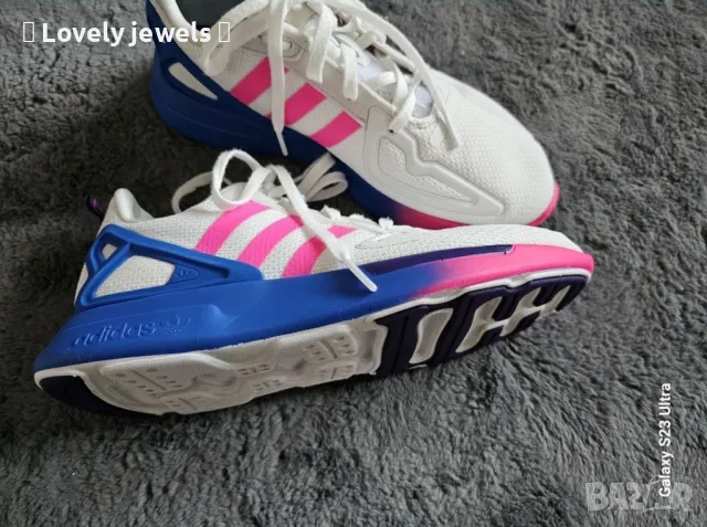 Дамски маратонки Adidas 