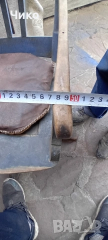 Стар дървен въртящ се бръснарски стол, снимка 6 - Антикварни и старинни предмети - 53865912