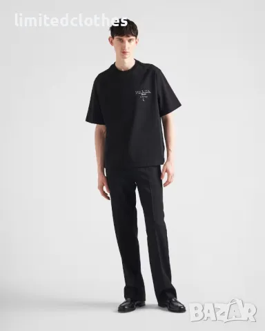Black Embossed Logo Мъжка Тениска size M , снимка 4 - Тениски - 48478410