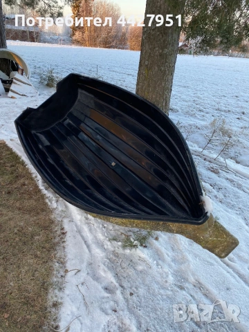 Продаваме гребни лодки