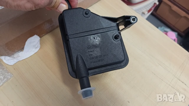 казанче за хидравликата VW golf, Bora, Audi, Seat, Skoda, снимка 4 - Части - 50919263