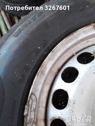 215/65/16  C Pireli 4бр.с джанти VW T 5, снимка 2 - Гуми и джанти - 48283181