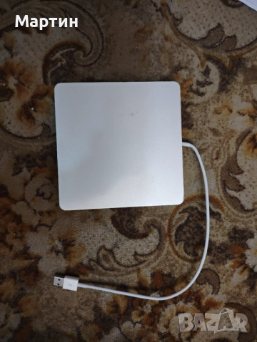 Apple USB SuperDrive A1379 – външно CD/DVD