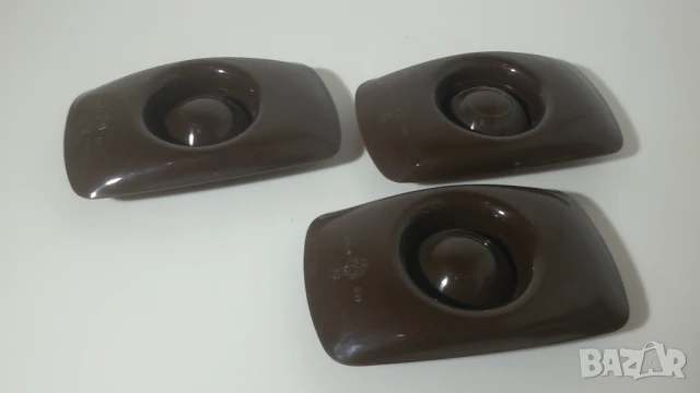 3 пластмасови държачи за яйце W.-Germany, снимка 3 - Антикварни и старинни предмети - 51081485