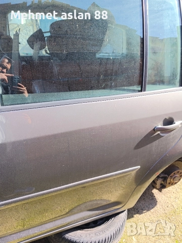 Задна Лява Врата за Wv touran 2007 , снимка 2 - Части - 52952766
