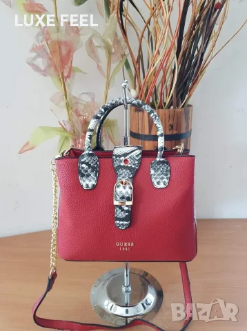 Guess ⚜️Дамски Чанти , снимка 11 - Чанти - 56239814