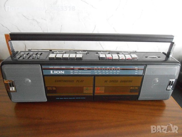 касетофон с радио Lion TW910
