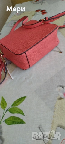 Дамска чантичка, снимка 5 - Чанти - 52331694
