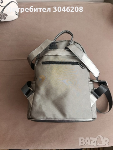 Дамска раница GUESS НОВА , снимка 4 - Раници - 52400661