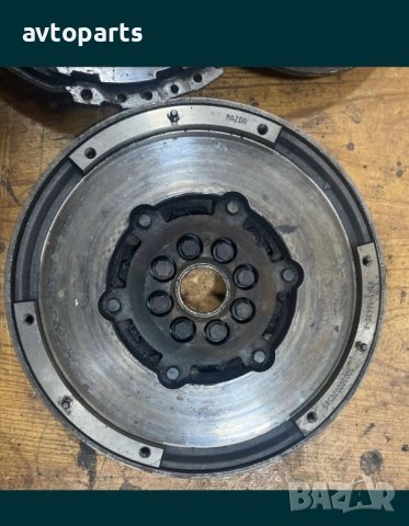 Mazda cx 7 2.2d 173кс 4x4 2010година 6 скорости комплект съединител., снимка 8 - Части - 40490630