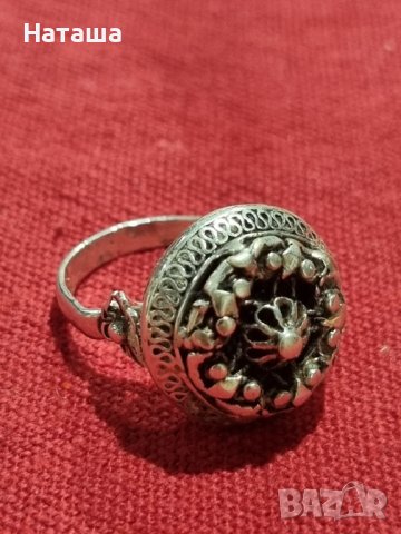 Възрожденски филигранен сребърен пръстен, снимка 1 - Антикварни и старинни предмети - 41937816