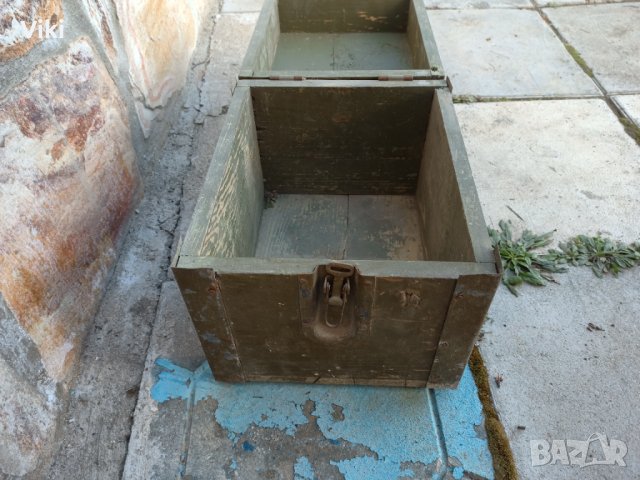 Дървено сандъче , снимка 4 - Антикварни и старинни предмети - 39546354