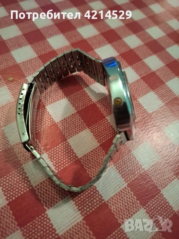 Съветски мъжки часовник, снимка 3 - Антикварни и старинни предмети - 53427758