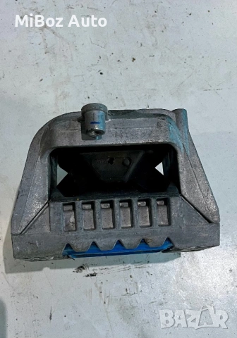 Тампон двигател VW Seat Audi Skoda, снимка 2 - Части - 53568120