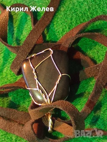 КРАСИВ ВИНТИДЖ - АРТ МЕДАЛЬОН НАТУРАЛЕН КАМЪК ЧЕРЕН АХАТ с ШНУРЧЕ от ВЕЛУР 21268, снимка 2 - Колиета, медальони, синджири - 41483291