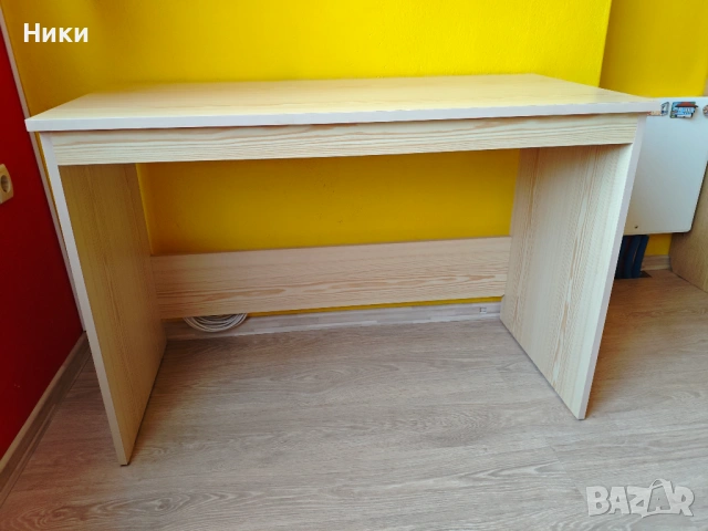 Ученическа маса/бюро, снимка 2 - Ученически пособия, канцеларски материали - 53728296