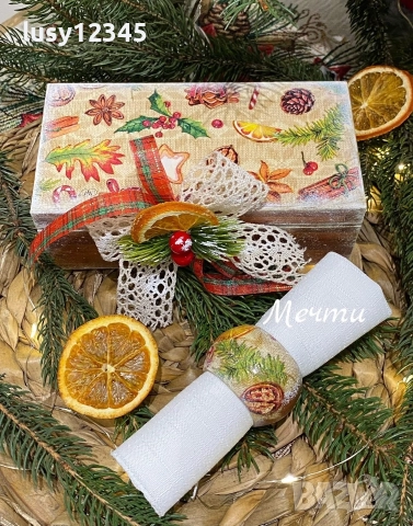 Кутия с шест пръстени-Аромат на бор, канела и портокал!