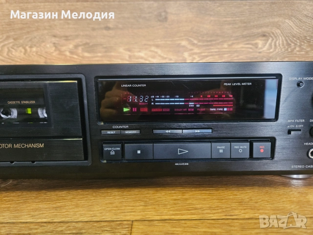 Касетен дек Sony TC-K520 – 3-Motor Transport в ТОП състояние, снимка 4 - Декове - 53808876