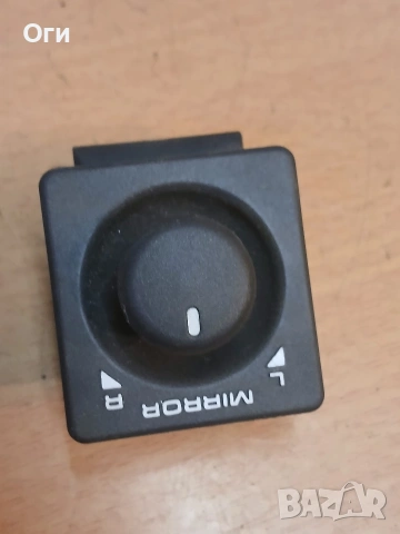 Бутон регулиране огледалата за Ланд Роувър Фрилендър AMR 2498