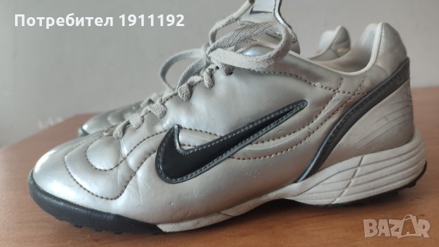 Nike. Футболни обувки, стоножки. 35.5, снимка 7 - Футбол - 35927261