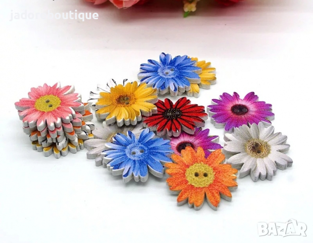 Дървени копчета форма цветя 25 мм - 10 бр /комплект 