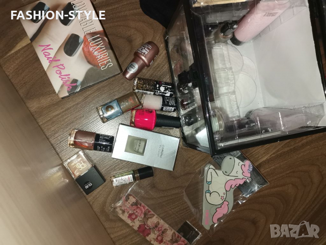 Комплект за маникюр , снимка 9 - Продукти за маникюр - 36259955