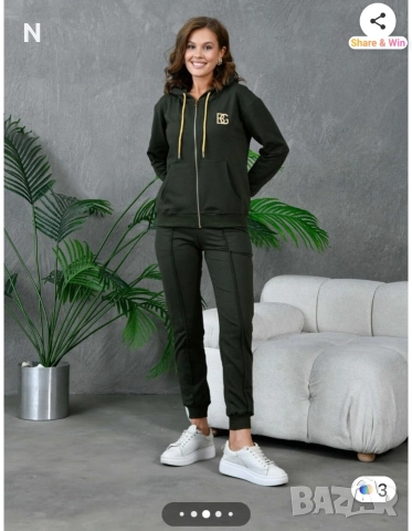 Продавам спортен екип, материя памук и ликра.Размер L.