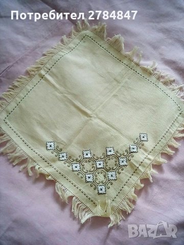 Каренце с ръчна бродерия, снимка 5 - Декорация за дома - 35819423