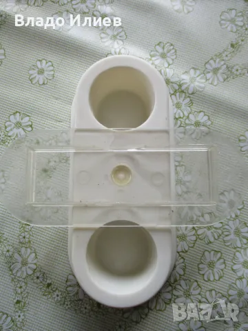 Солници 5 броя -2 порцеланови   ,3 пластмасови и  2 стъклени , оливерник, нож за кашкавал  и др-нови, снимка 14 - Аксесоари за кухня - 29870346