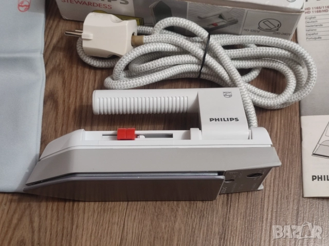 Мини туристическа ютия Philips Stewardess 220V / 110V с незалепваща гладеща повърхност, снимка 6 - Ютии - 52353409