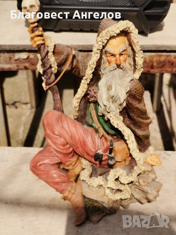 Статуетка от смола , снимка 1