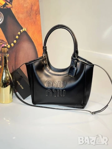 чанти Miu Miu , снимка 16 - Чанти - 51302904