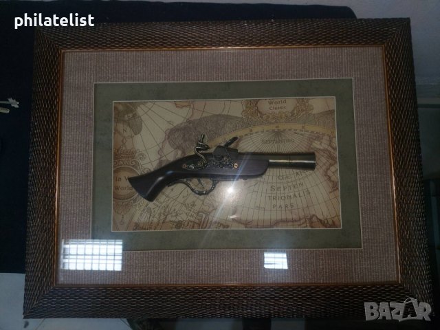 Декоративна картина - Пистолет , 64 х 48 см, снимка 2 - Картини - 40811806