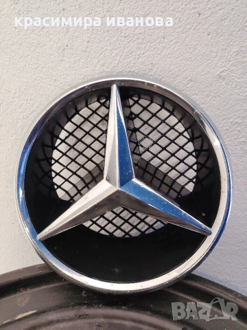 емблема за Mercedes
