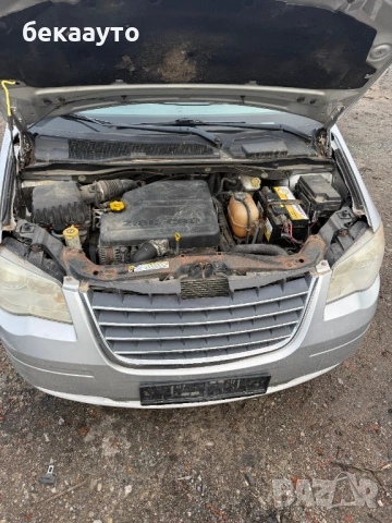 Chrysler Voyager на части 