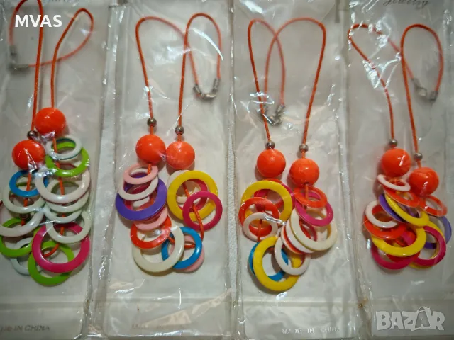 Нови летни оранжеви гердани морски шарени, снимка 2 - Колиета, медальони, синджири - 49416056