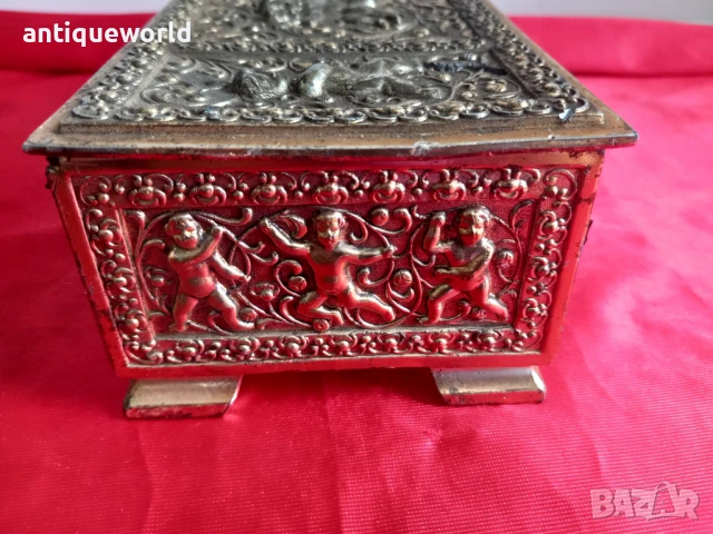 Стара БАРОКОВА Кутия ,Позлата , Херувими , Ангели, снимка 5 - Антикварни и старинни предмети - 51124912